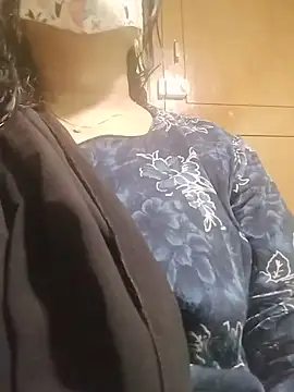 Monika_telugu_queen live