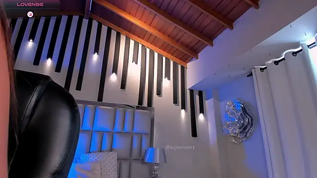 AllyJensen live