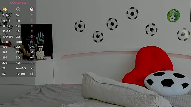 Andrea_Blossom live