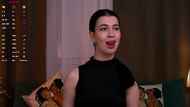 HornyPriestess live
