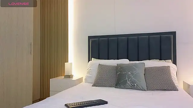 bella__adams live