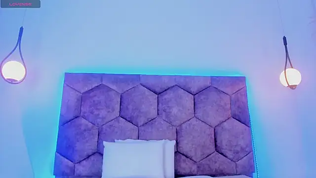 emily_nova_ live