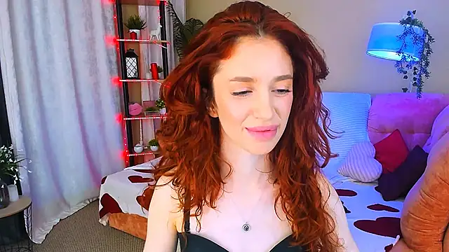 ChristinaConteeree live