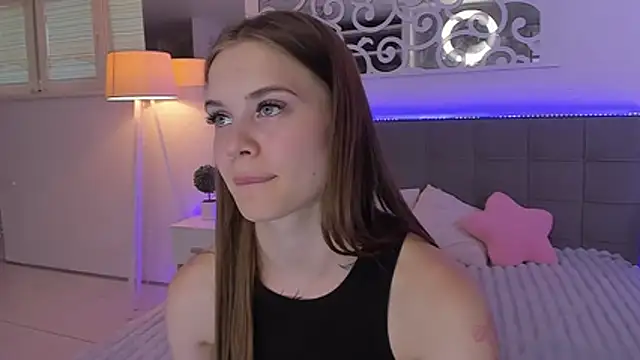 LuisaClover live