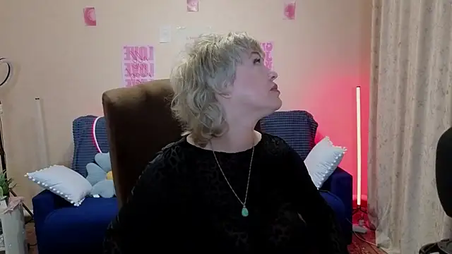 Rosette_Pricky live