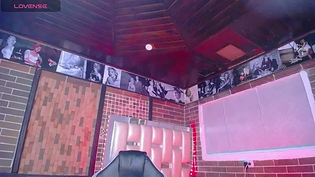 kriss_sweetboobs10 live