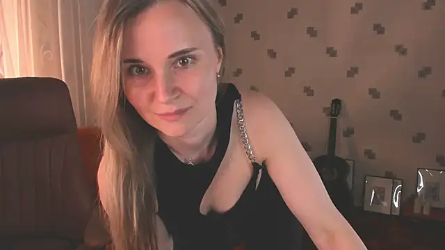 MiaSparkes live