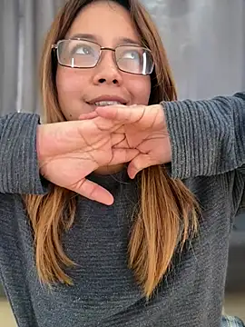 MerlyG live