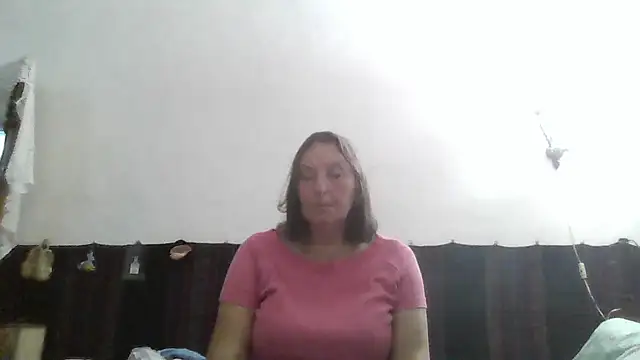 AnnaLive570 live