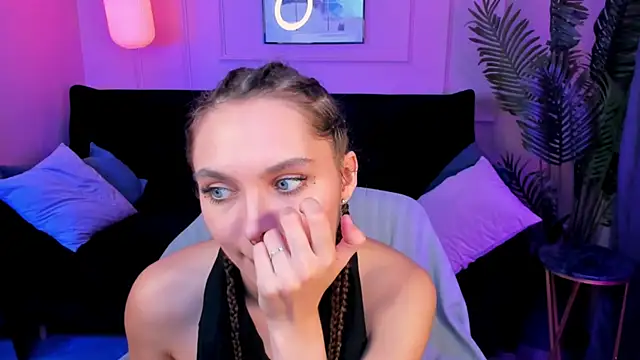 ChloeSunny live