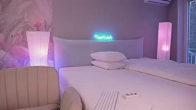 NinaMint live