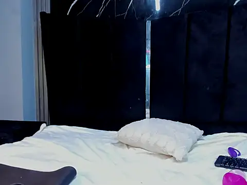 Scarlett_start live