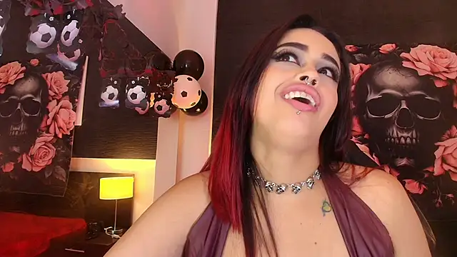 EvaaFoxxy1 live