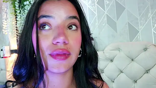 Zaira_bonny live