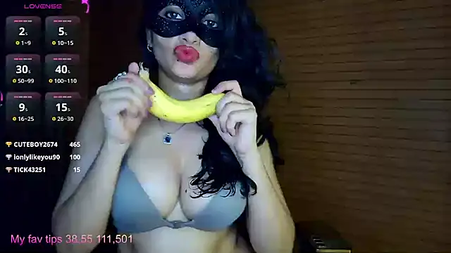 Luv_is_Live live