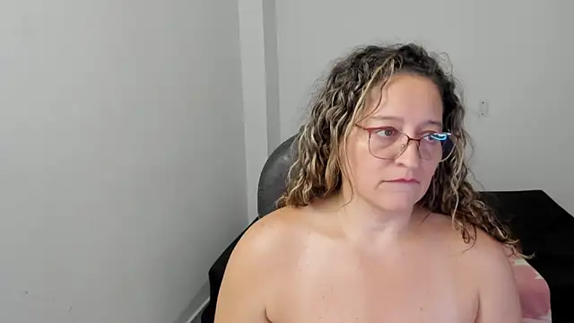 alejandra_milf_ profile