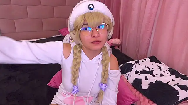 NataliaNovak live