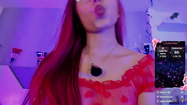 Ashleey_Vega live