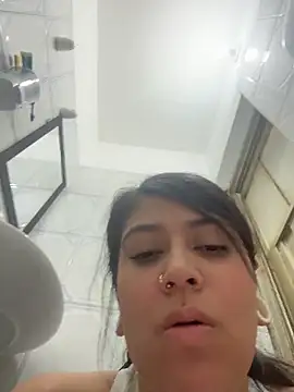 emilyjohanson live
