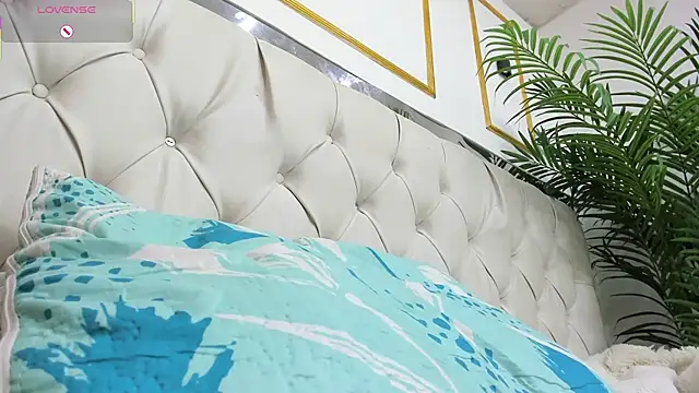 miranda_vegaa live