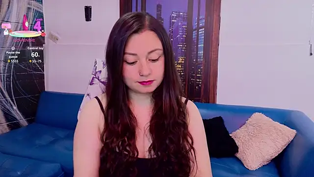 Eva_Roussell live
