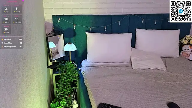 angelic_coy live