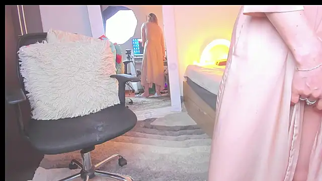 SharonVelvet live