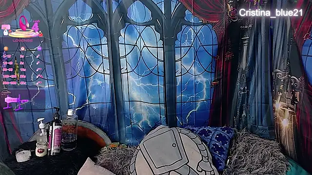 Cristina_blue live