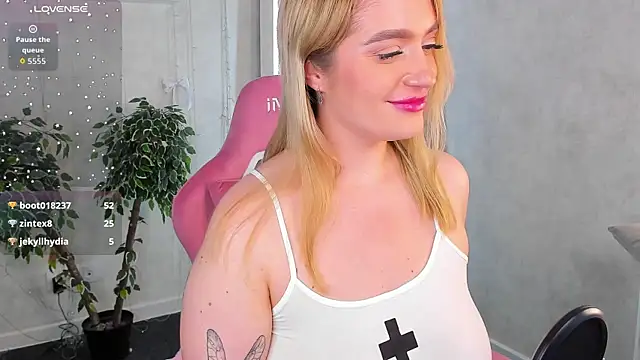 Viickie_Nelsson live