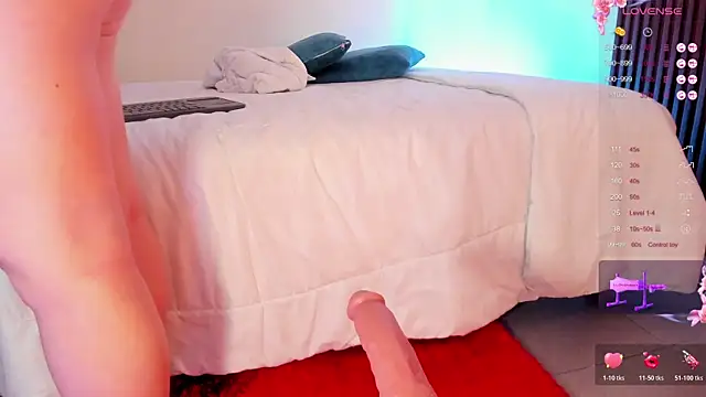 ArianaBaker live