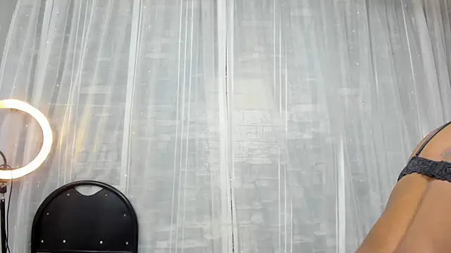 KatieGomez live
