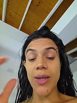 Lana_Torres live
