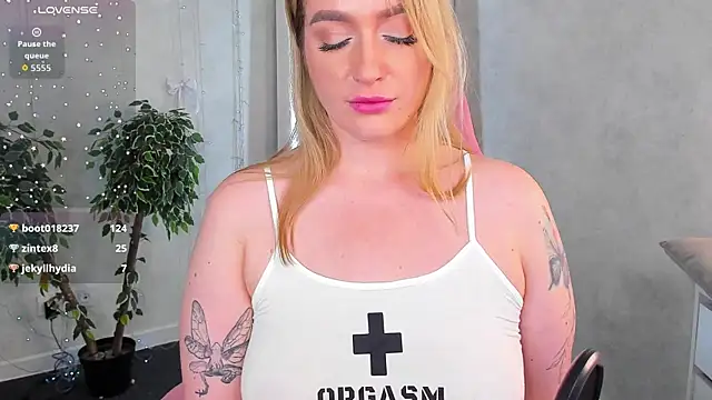 Viickie_Nelsson live