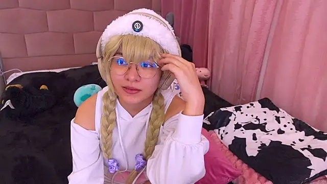 NataliaNovak live