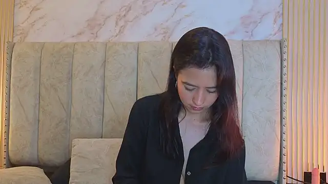Alahia_Bloom live