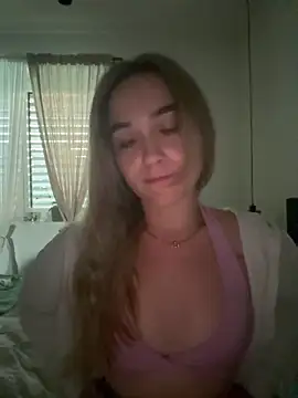 LillyStarr live