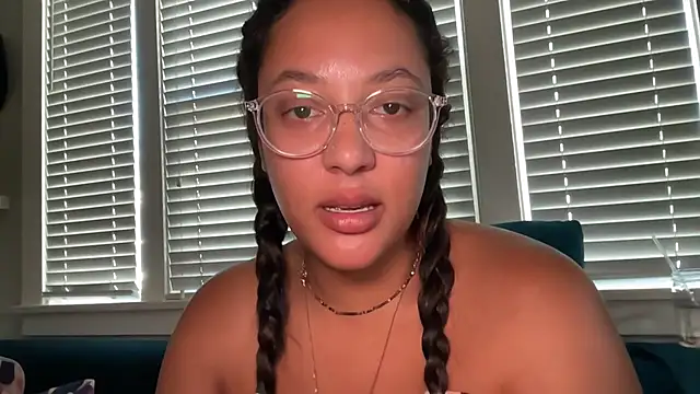 dreamyriri live
