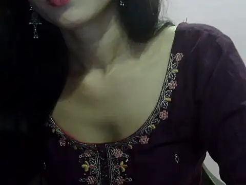 Laila_Cute live