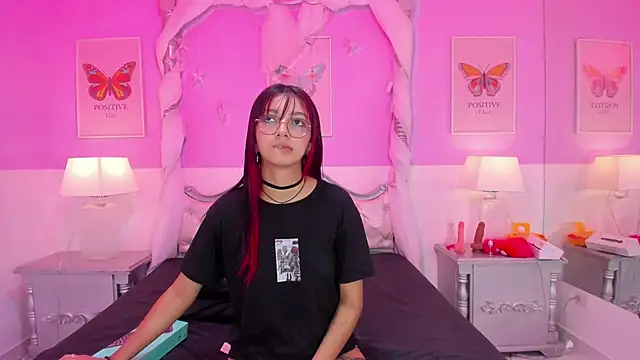 TaniaPierce live