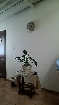 Ladymilf12 live