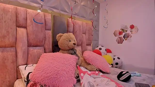 Charlotte_Ice1 live