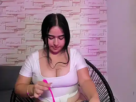 megan_jenner18_ live