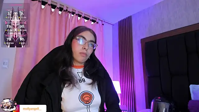 Molly_A live