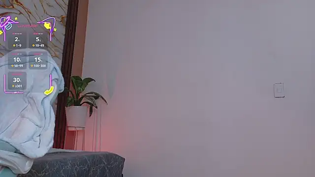 ahvi_ebony live