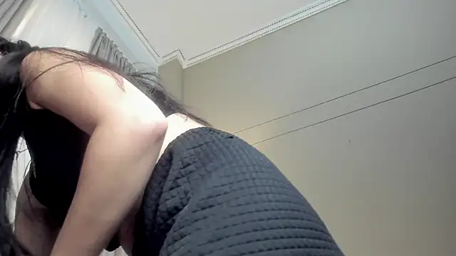 SabrinaWarren_ live