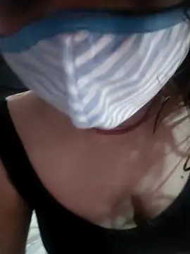 HotyNishakaur live