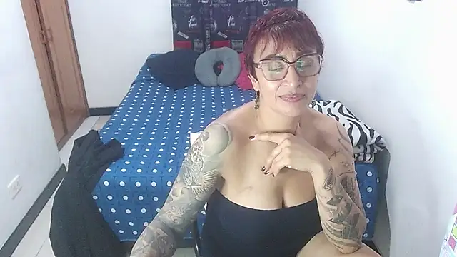 Charlotte_gray_ live