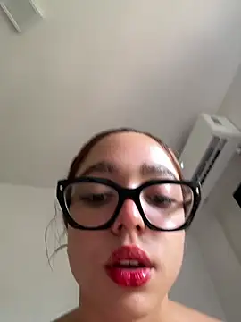 hottiee_melannie live