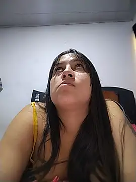 esmeralda_jadees live