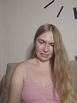 KisaVixen live